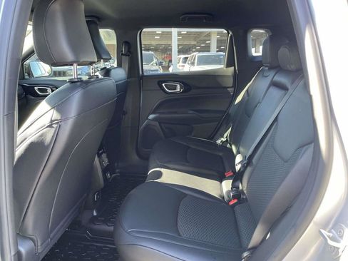 New 2026 Jeep Compass Latitude image 19