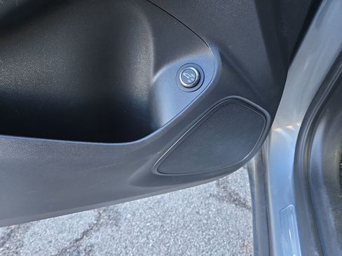 Used 2023 Buick Encore GX Select image 31