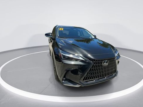 Used 2024 Lexus NX 250 FWD image 3