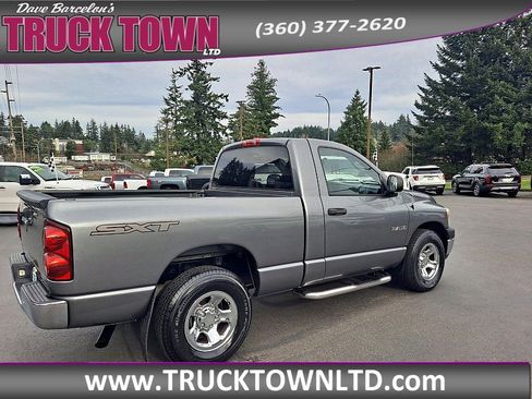 Used 2008 Dodge Ram 1500 Truck ST image 3