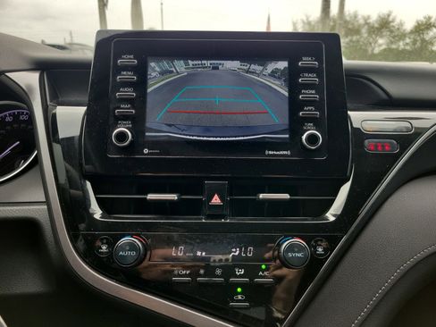 Used 2023 Toyota Camry LE image 27