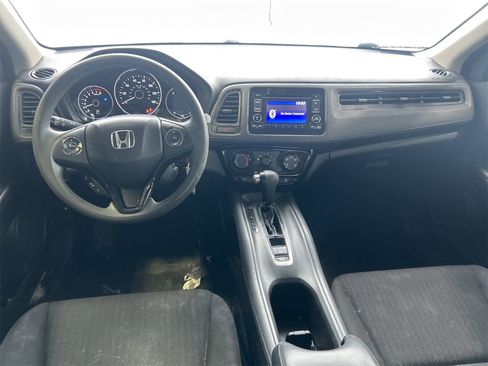 Used 2016 Honda HR-V LX image 9