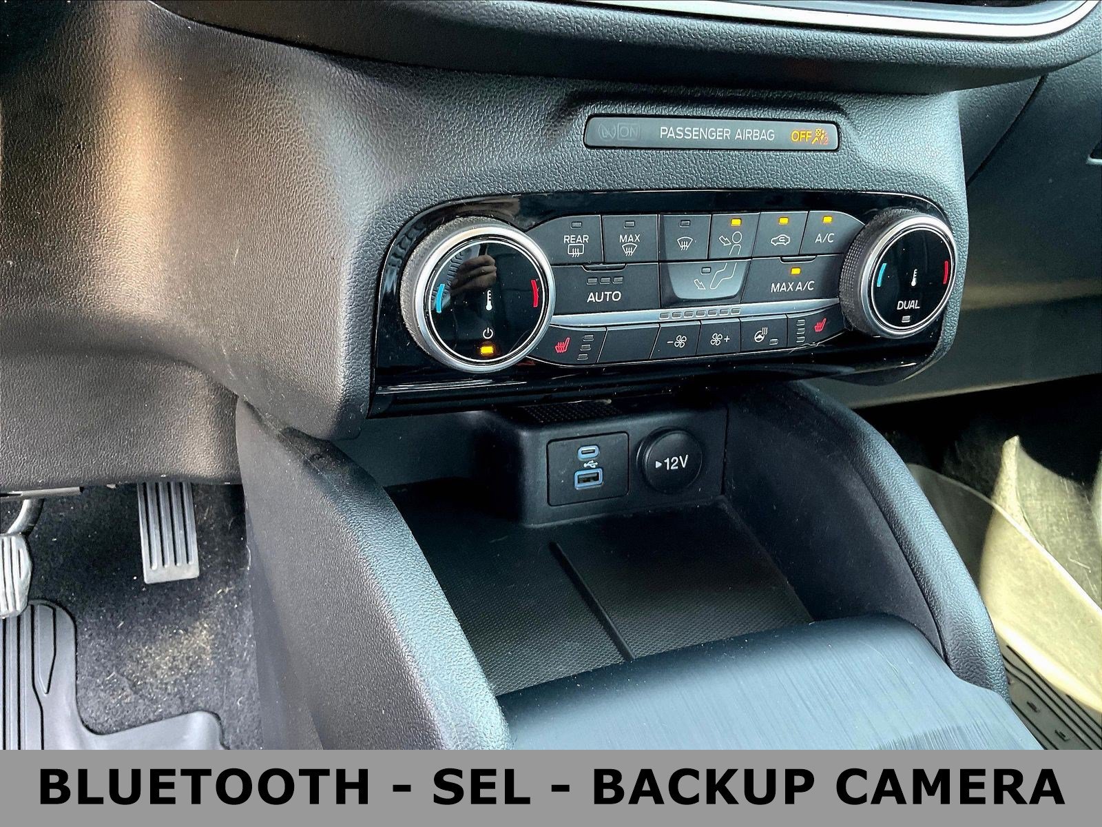 Used 2022 Ford Escape SEL AWD/4WD image 16