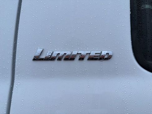 Used 2017 Toyota Tundra Limited image 16