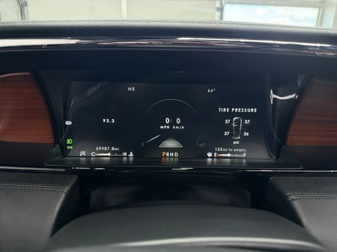 Used 2021 Lincoln Navigator Reserve AWD/4WD image 18