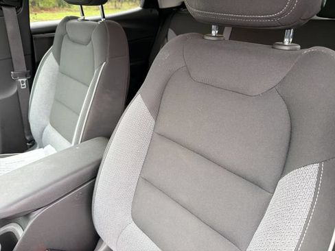 Used 2023 Chevrolet TrailBlazer LT w/ Convenience Package FWD image 14
