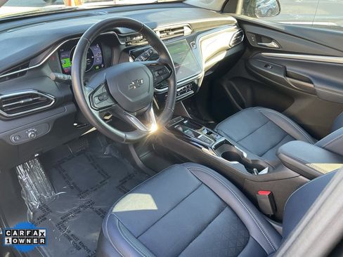 Used 2022 Chevrolet Bolt EUV LT w/ Convenience Package image 6