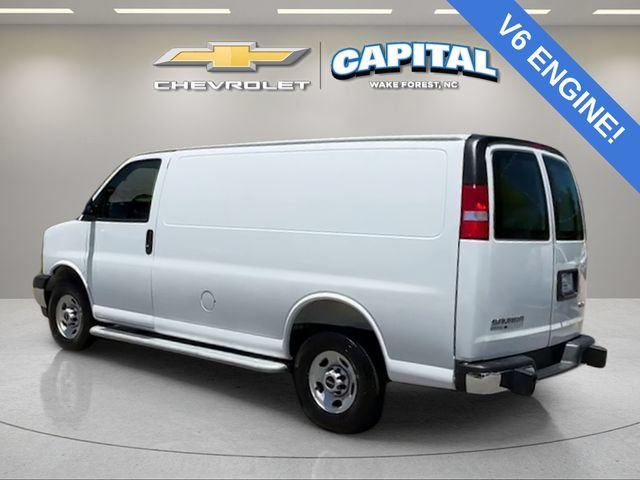 Used 2025 GMC Savana 2500 w/ Driver Convenience Package RWD image 3