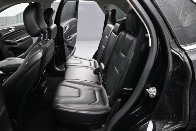 Used 2017 Ford Edge Titanium AWD/4WD image 13