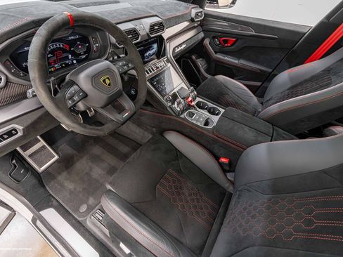 Used 2023 Lamborghini Urus Performante image 47