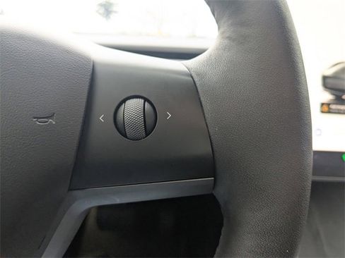 Used 2022 Tesla Model 3 Long Range image 20