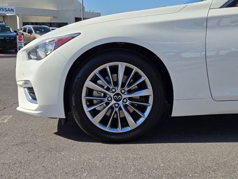 Certified 2023 INFINITI Q50 Luxe RWD image 9