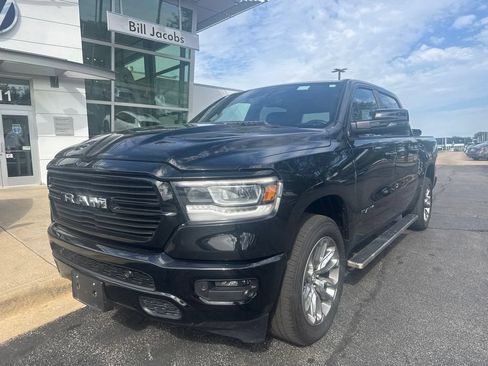 Used 2023 RAM 1500 Laramie AWD/4WD image 3
