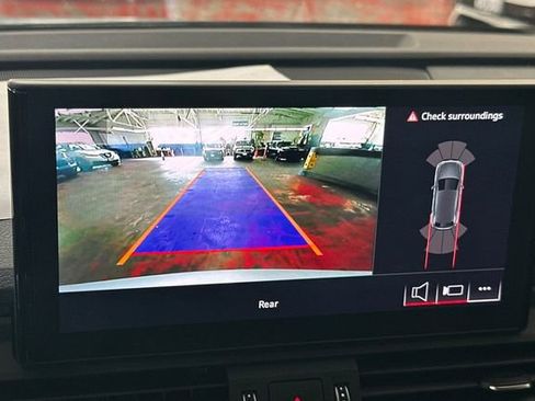 Used 2023 Audi Q5 2.0T Premium w/ Convenience Package image 24