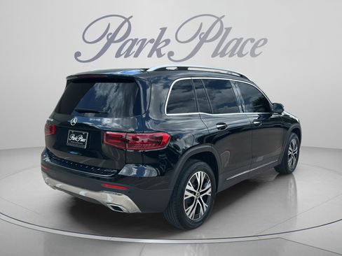 Certified 2025 Mercedes-Benz GLB 250 image 5