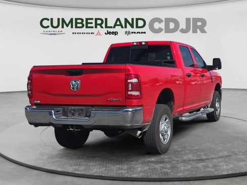 Used 2024 RAM 2500 Tradesman w/ Chrome Appearance Group AWD/4WD image 6