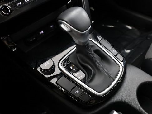 Used 2024 Kia Seltos S image 21