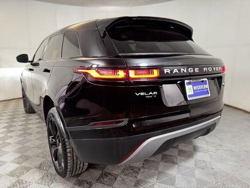 Used 2022 Land Rover Range Rover Velar S image 4