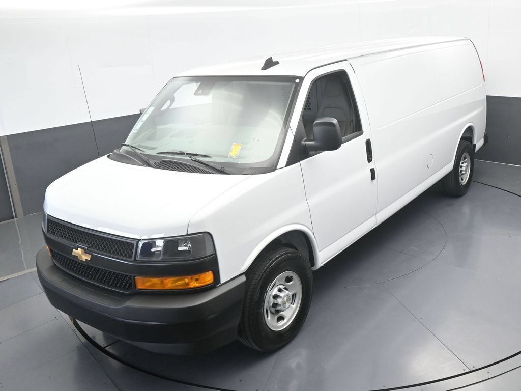 New 2025 Chevrolet Express 3500 Extended w/ Driver Convenience Package RWD image 39