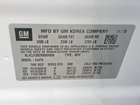 Used 2019 Buick Encore Sport Touring FWD image 31