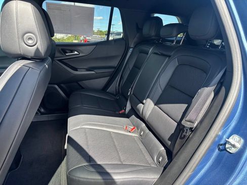 Used 2026 Chevrolet Equinox LT w/ Convenience Package II FWD image 23