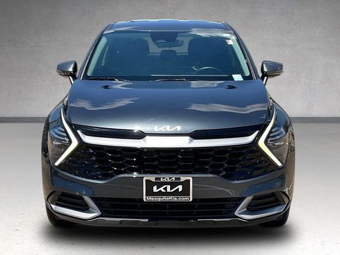 Certified 2025 Kia Sportage EX FWD image 6
