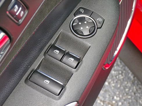 Used 2017 Ford Mustang GT Premium RWD image 34