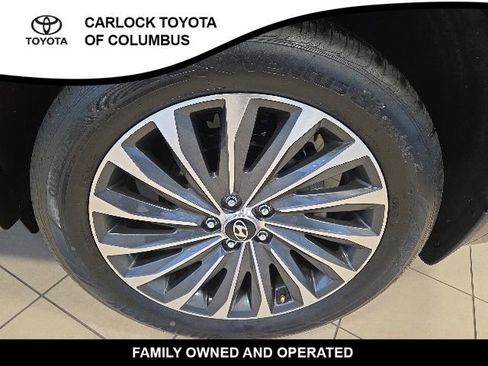 Used 2024 Hyundai Palisade Calligraphy FWD image 9