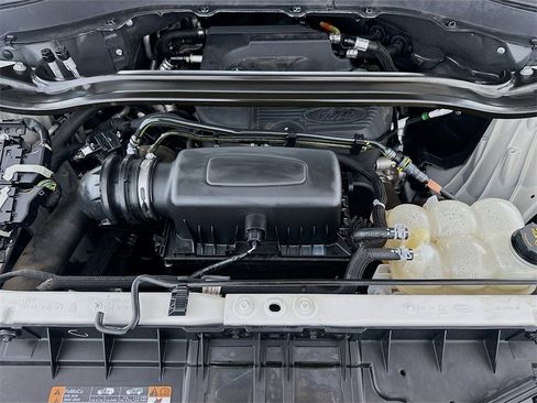 Used 2020 Ford Explorer Limited image 33