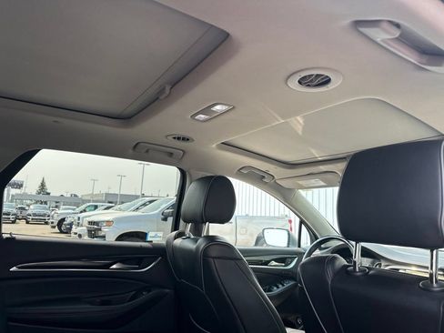 Used 2021 Buick Enclave Avenir w/ Avenir Technology Package AWD/4WD image 56