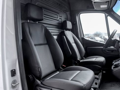 Used 2026 Mercedes-Benz Sprinter 2500 image 20