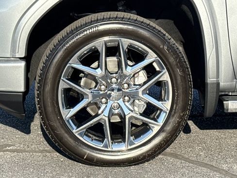 New 2025 GMC Sierra 1500 Denali w/ Technology Package image 18