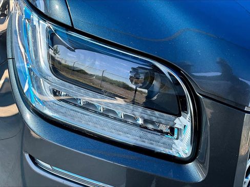 Used 2018 Lincoln Navigator L Select w/ Technology Package image 28