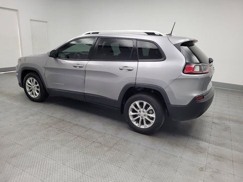 Used 2021 Jeep Cherokee Latitude image 3