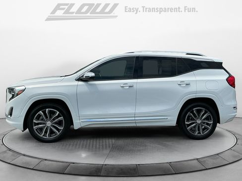 Used 2019 GMC Terrain Denali w/ Advanced Safety Package AWD/4WD image 5