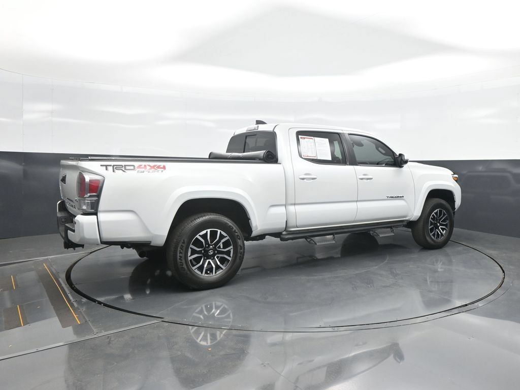 Used 2023 Toyota Tacoma TRD Sport w/ TRD Premium Sport Package AWD/4WD image 7