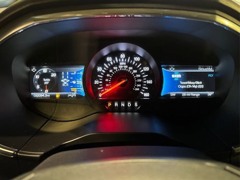 Used 2021 Ford Edge ST w/ Equipment Group 401A image 26