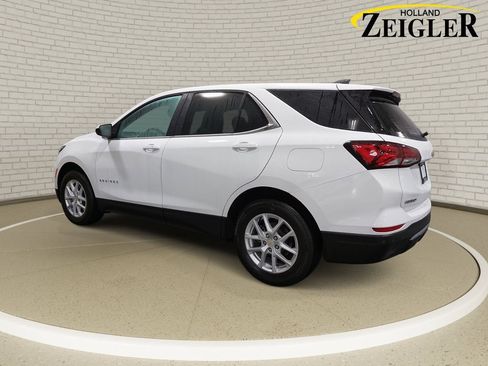 Used 2022 Chevrolet Equinox LT AWD/4WD image 7