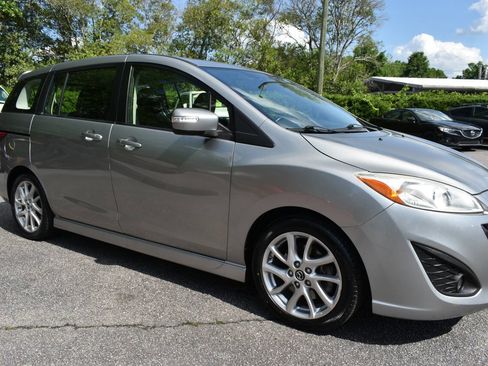 Used 2013 MAZDA MAZDA5 Grand Touring FWD image 31