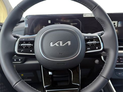 New 2026 Kia Carnival SX w/ SX Dark Edition Package image 12