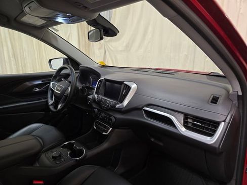 Used 2023 GMC Terrain SLT w/ Elevation Edition image 37