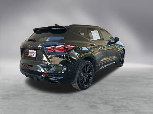Used 2021 Chevrolet Blazer RS w/ Enhanced Convenience Package FWD image 3