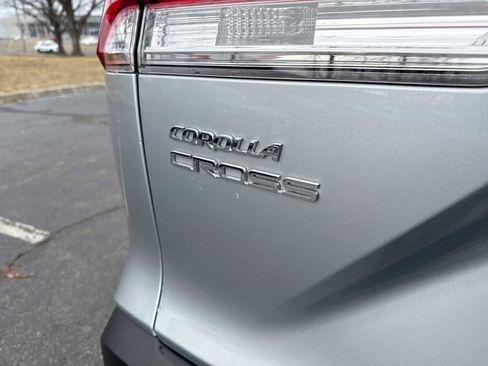 Used 2024 Toyota Corolla Cross L image 18