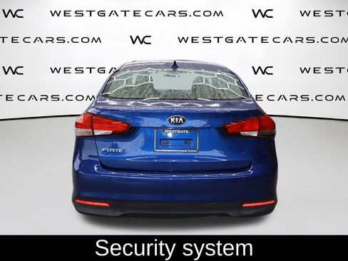 Used 2017 Kia Forte LX image 7