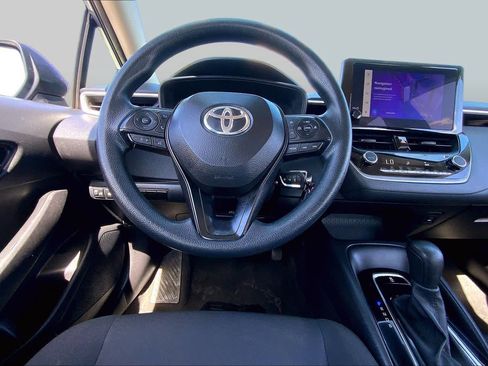 Used 2024 Toyota Corolla LE FWD image 6