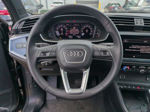 Certified 2025 Audi Q3 2.0T Premium w/ Convenience Package AWD/4WD image 17
