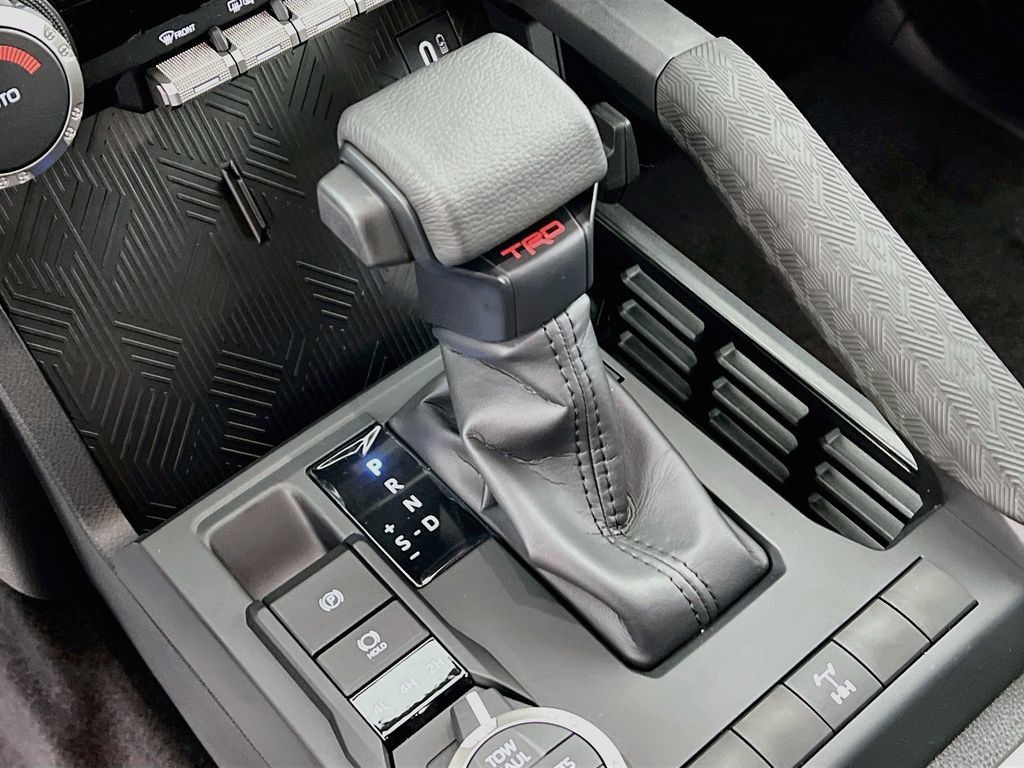 Certified 2026 Toyota Tacoma TRD Off-Road AWD/4WD image 15