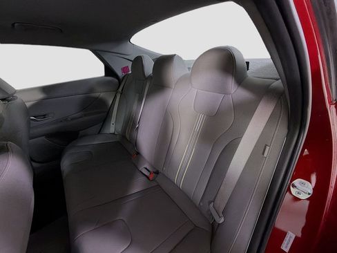 Used 2025 Hyundai Elantra Sport image 22