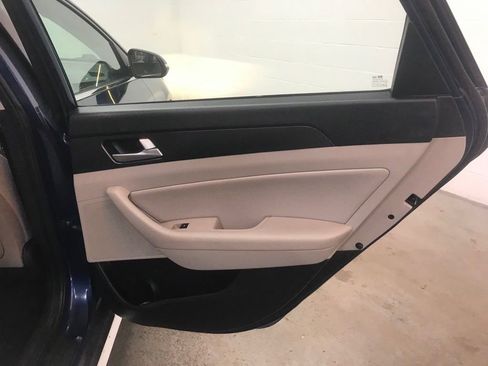 Used 2017 Hyundai Sonata Sport w/ Cargo Package image 28