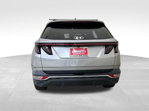 Used 2023 Hyundai Tucson SEL FWD image 4